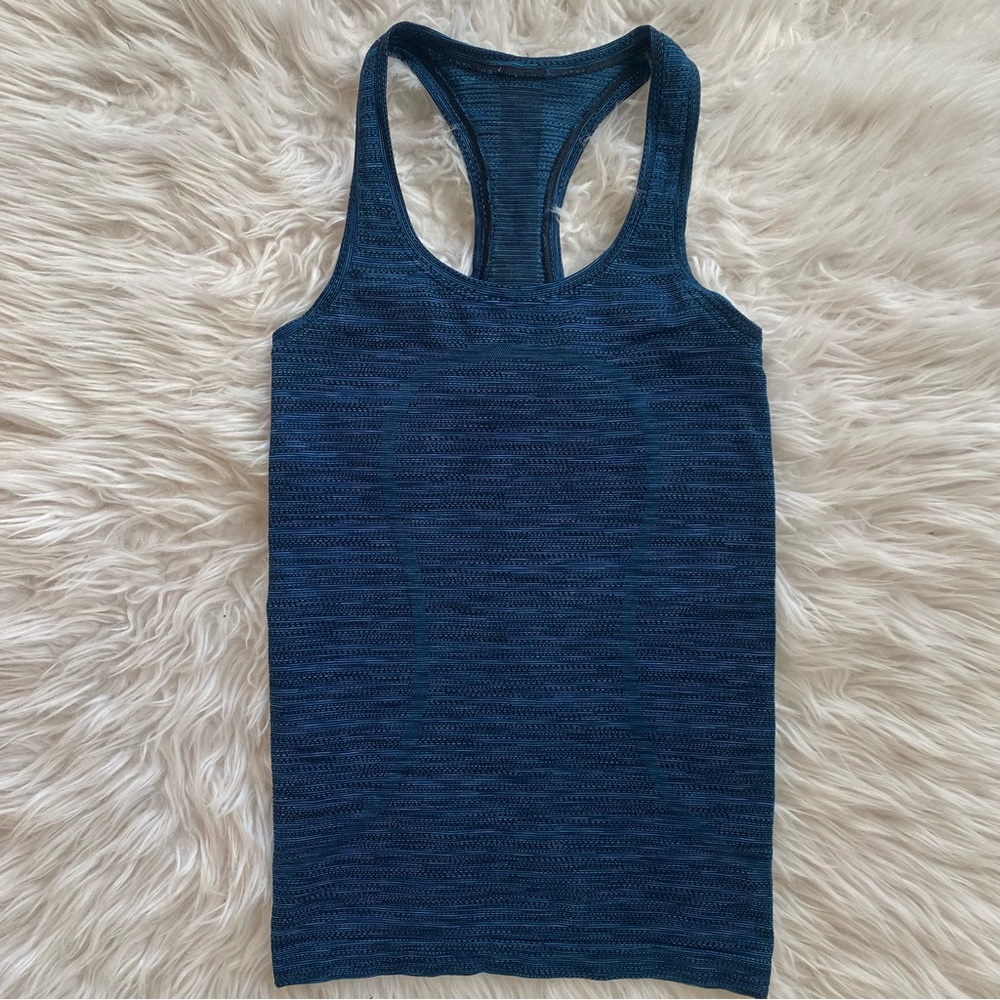 Lululemon Swiftly Tech Racerback Women’s Size 4 Capri/Black